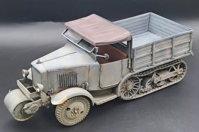 km model 1/48 unic p107 pionierwagen u304f