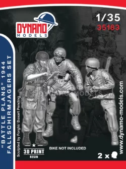 1/35 fallschirmjagers checking the map normandy 1944 dynamo models figures